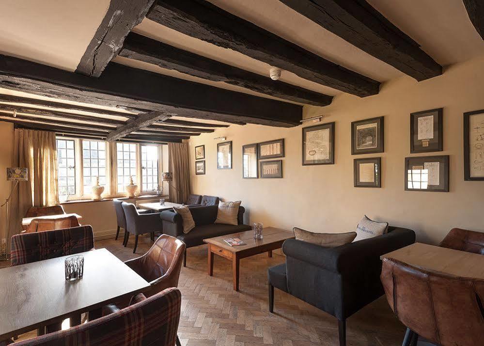 The Crown Hotel Shipton under Wychwood Екстериор снимка